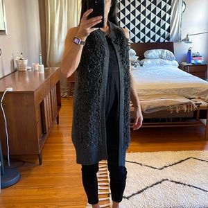 Esprit long shaggy sweater vest - M